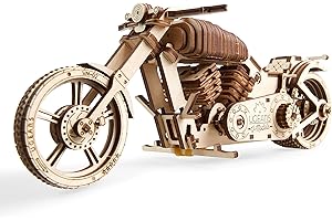 UGEARS Moto en Bois à Construire – Kit de Bricolage – Miniature Mécanisée Fonctionnante – Moteur à Elastique et Grande Roue Arrière – Idée Cadeau pour Motards (Moto VM-02)