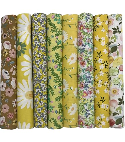 Coupon De Tissu Fleuri - Petites Roses - Dimensions 51 X 76 Cm - Coton - Made In France