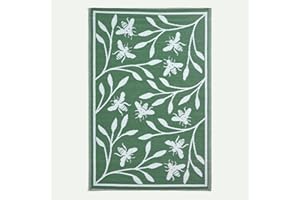 HOMESCAPES Green Outdoor Rug for Garden or Patio 100% Recycled Plastic 182 x 122 cm Lightweight Waterproof Garden Rug Bumble Bee Floral Design Woven Floor Mat for Indoor & Outdoor Use