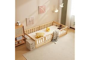 LALAHO Montessori Lit d'enfant Lit au Sol 90x200 cm - Bois Massif avec Porte et Barrière Sécurisée - 12 Lattes Renforcées, Garde-Corps Intégré - pour Enfants et Bébés (Couleur Naturelle)