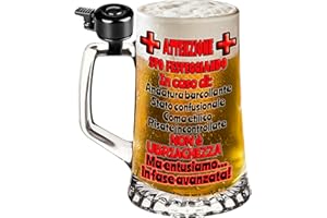 Bombo Boccale da Birra in Vetro con Campanello – Stampa Colorata “ATTENZIONE STO FESTEGGIANDO IN CASO DI…” con Situazioni Divertenti – Idea Regalo Spassosa per Amici e Feste
