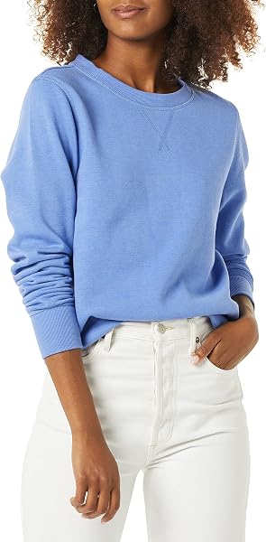 Amazon Essentials Women's Fleece Crewneck Pullover Sweatshirt (Available in Plus Size) - 1