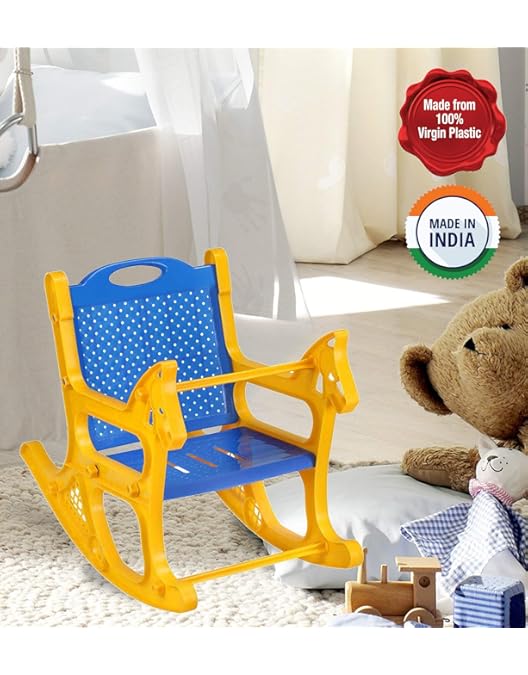 27 Adorable Photos Of Baby Giraffes Born At The Zoo