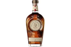 Vecchia Romagna Riserva Tre Botti 70cl – Blend di distillati invecchiati in tre botti differenti, gusto ricco e intenso. 40,8% vol.