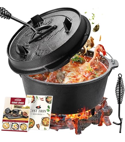 GUSSKÖNIG Dutch Oven Set–Eingebrannter Dutch Oven 7L–Feuertopf Gusseisen ohne Füß–Schmortopf Doppelfunktion-2in1 Deckelheber,Untersetzer,Schrubber,Pflegepaste,Bürste & Rezeptbuch-30 Jahre Garantie GUSSKÖNIG Dutch Oven Set–Eingebrannter Dutch Oven 7L–Feuertopf Gusseisen ohne Füß–Schmortopf Doppelfunktion-2in1 Deckelheber,Untersetzer,Schrubber,Pflegepaste,Bürste & Rezeptbuch-30 Jahre Garantie