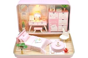 Crafts&Co® Casa in Miniatura fai da te con Mobili | Casa delle Bambole fai da te Adulti | Kit casa Delle Bambole in legno | Modello di Casa in Legno con Luce | 1:18 | Camera da Letto Rosa