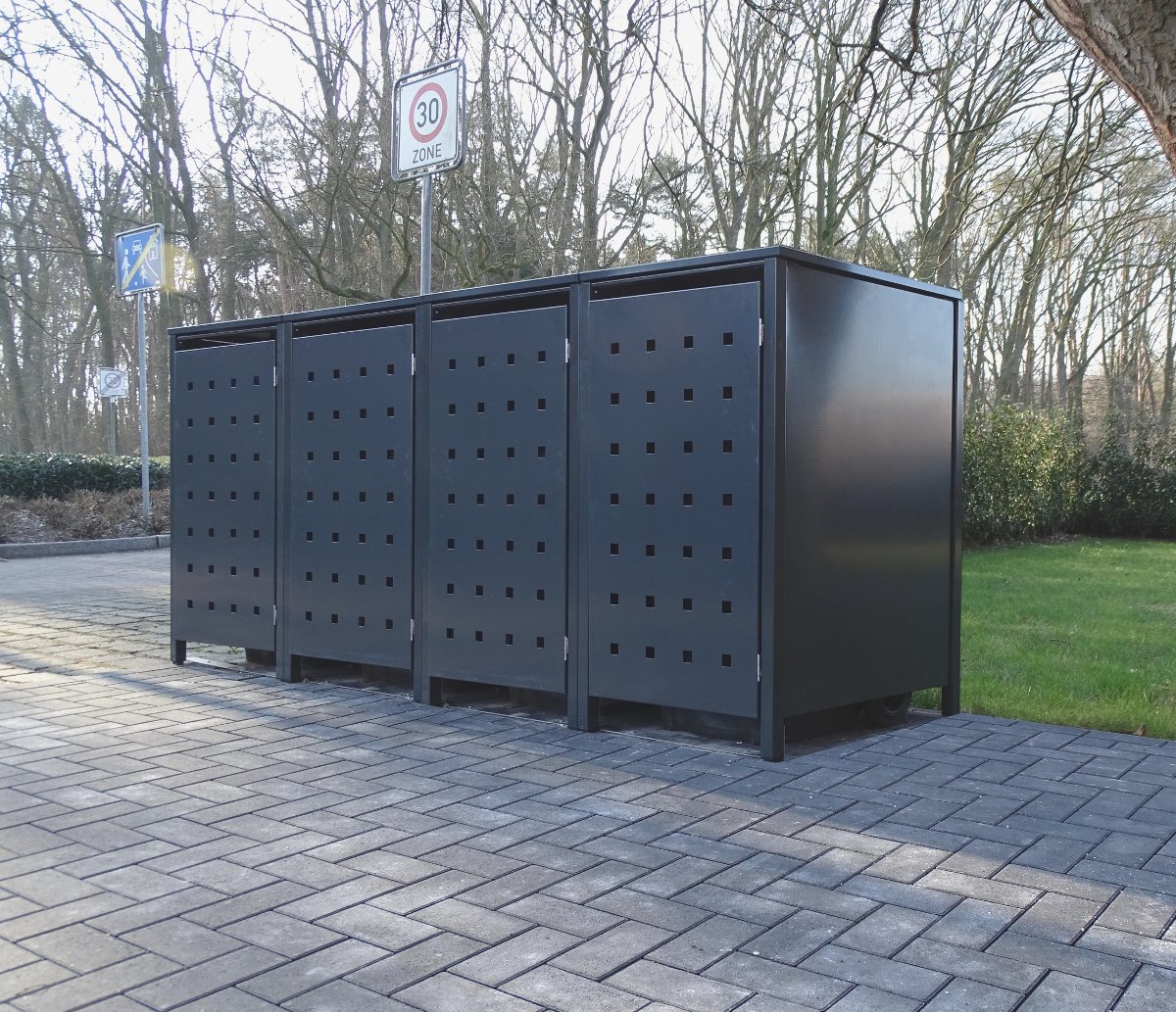 4 Mülltonnenboxen Modell No.2 für 240 Liter Mülltonnen / komplett Anthrazit RAL 7016 / witterungsbeständig durch Pulverbeschichtung / mit Klappdeckel und Fronttür