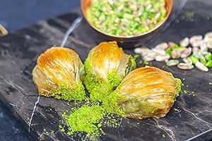 SINCE 1871 GÜLLÜOGLU Gulluoglu Muschelform türkische Baklava, frisch produziert und langlebig, traditionelle türkische Baklava (Pistazie, 20 Stück (1,0 kg))