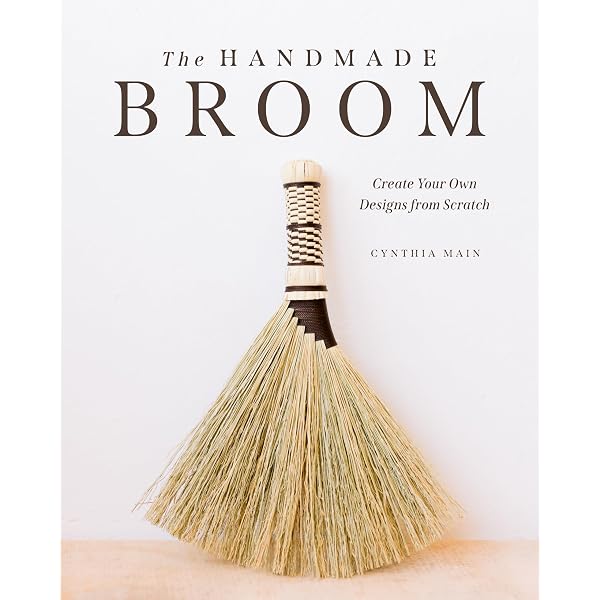 Im Besengebiet / Field of Brooms: Handbesen aus aller Welt / Hand