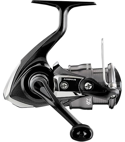 belly treble hooks harm fish The Truth About Leaving A Fishing Lure In A Fish's Mouth (STUDY)