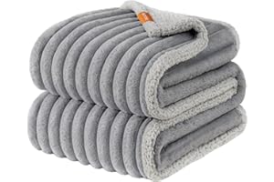 Feandrea Tapis Chien Imperméable, Taille XL, 152 x 127 cm, pour Chiens de Moyenne et Grande Tailles, Conception Réversible, Housse de Canapé, Lavable, Gris Tourterelle et Gris Clair PPB036G01