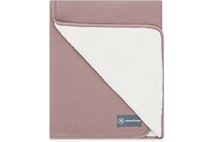 ‎EMMA & NOAH emma & noah Premium Kuscheldecke für Babys, 95x75 cm, Flauschig und Atmungsaktiv, Bio-Baumwolle, Oeko-TEX Standard 100, Als Babygeschenk oder als Kinderwagendecke (Essential Berry)