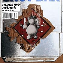 Protection: Massive Attack, Massive Attack: Amazon.fr: CD et Vinyles}