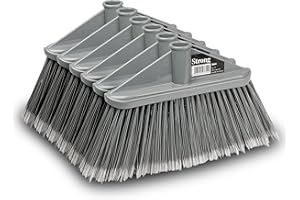 I.P.P.A. 6 Scope Strong. Scopa da Esterni. Confezione da 6 Pezzi. Setole rigide piumate. Assicella in plastica Resistente. Made in Italy.