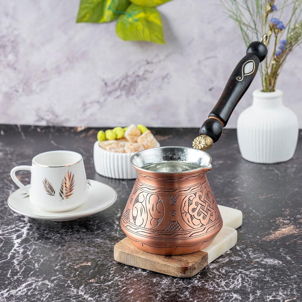 DMT Gaziantep Bakırdan El Ağır İşlemeli Sedef kulplu 2 kişilik Kahve Cezvesi Kalay Kaplamadır.
