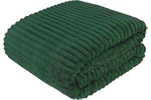 ‎COTTON MARKET Cottonmarket Decken 220x240 cm - Zweiseitig Tagesdecke - Kuscheldecke Flauschig für Wintergarten und Balkon - Blanket für Terrasse - Gartenmöbel Überwurfdecke - Felldecke - Butalgrün