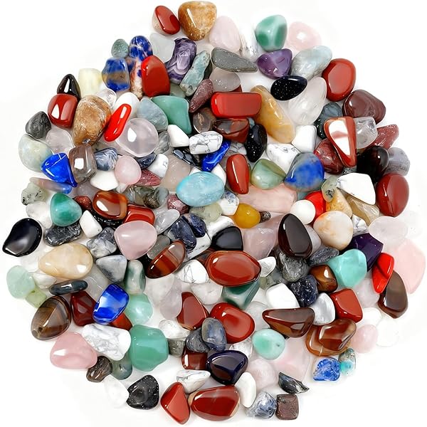 Kleurrijke Halfedelstenen Op Het Strand Stock Afbeelding - Image of