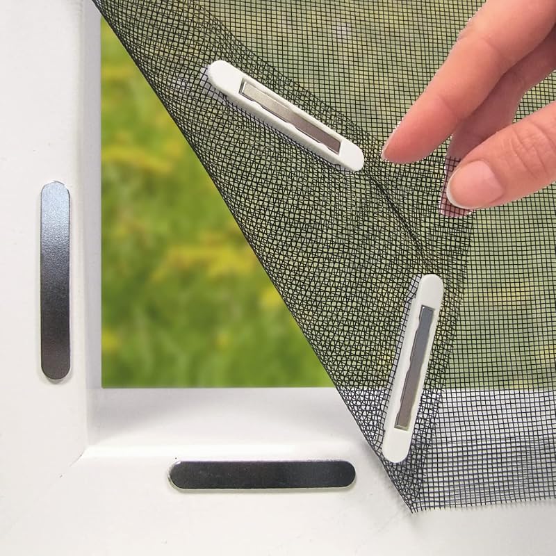 Hoberg Mosquitera para Ventanas con innovadora fijación magnética | Mosquitera Recortable Individualmente hasta 150 x 130 cm, sin taladrar ni atornillar | Fijación de mosquitera con 16 imanes [Negro]