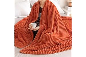 EMEMA Przytulny koc polarowy, flanelowy, jednokolorowy, do mieszkania, puszysty koc z mikrofibry, narzuta na sofę, do sypialni, 150 x 200 cm, pomarańczowo-czerwony