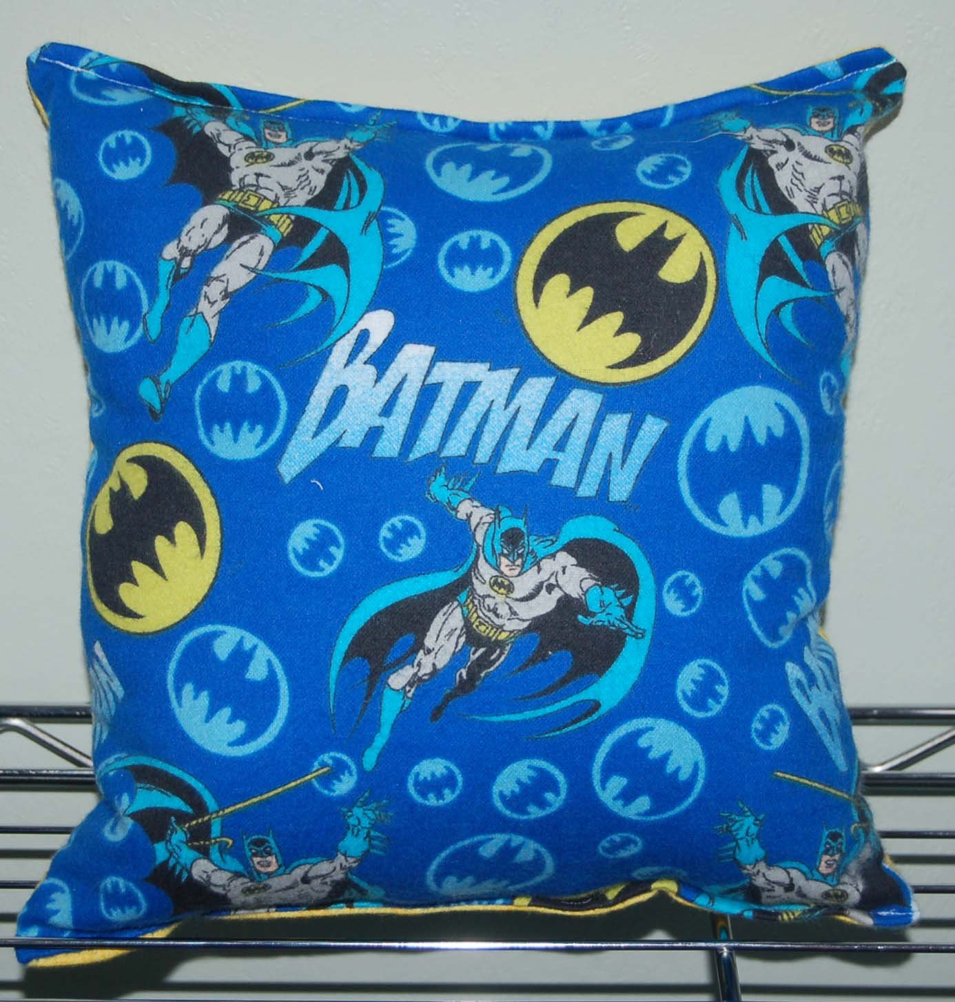 Batman-Kissen-klassische-Batman-Kissen-HANDMADE-in-USA-Kleinkind-Reise-Kindertagessttte-Kissen