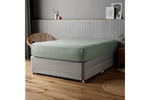 Silentnight Supersoft Natural Fitted Sheet - Cosy & Comfortable Delicate Touch - Luxurious Easy Care Microfibre with Elasticated Corners - Stylish & Modern Mattress Fitted Sheet, King Bed, Sage Green