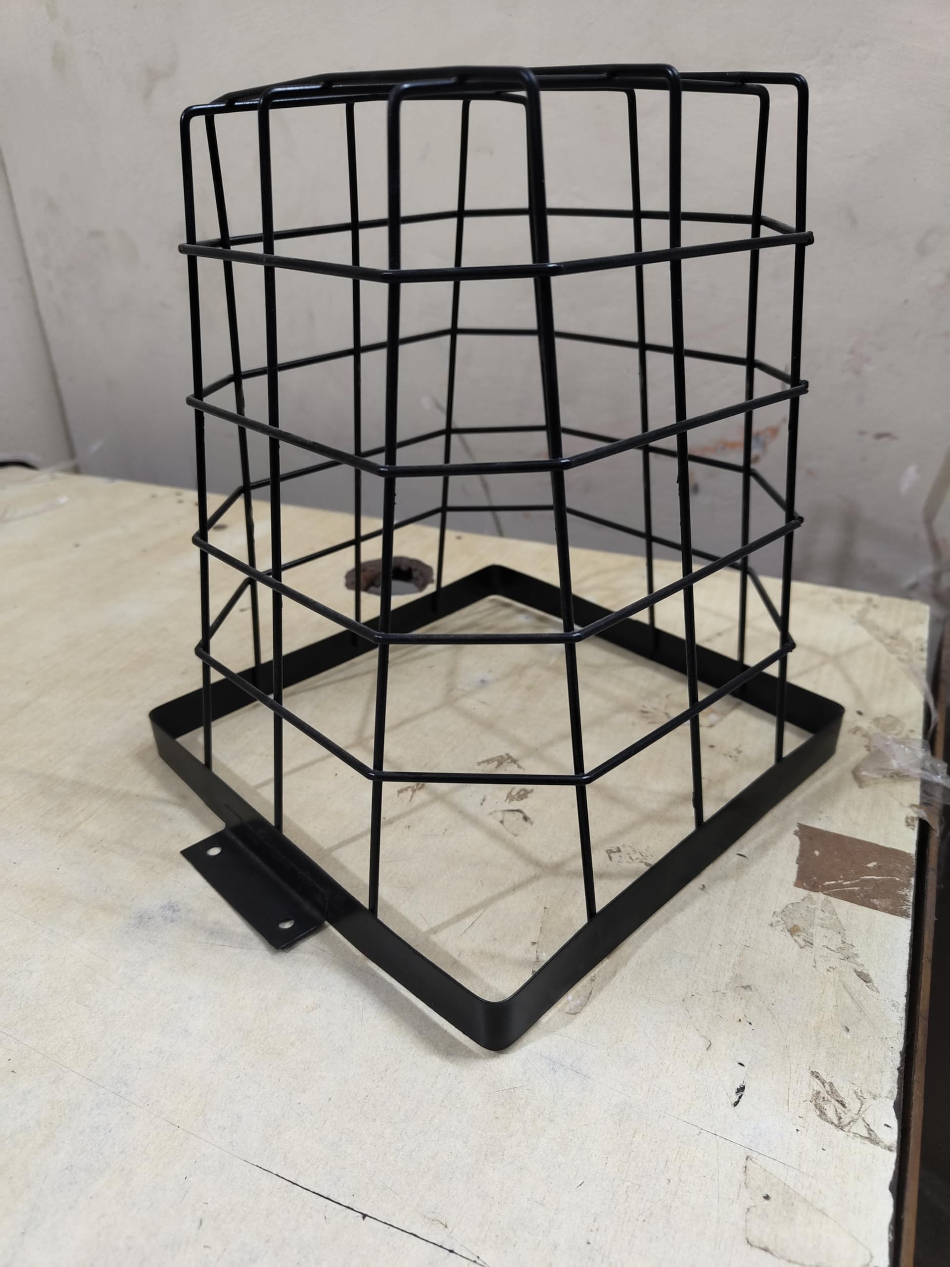 CCTV CAGE Protection for Wireless Bullet 4k Camera for Straight View Camera Pack of 1