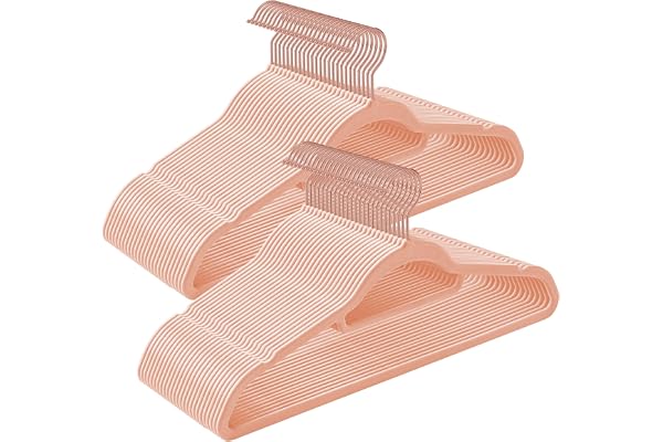 SONGMICS Cintre en Velours, Lot de 50, Antiglisse, Barre à Cravate, Crochet Pivotant 360°, Épaisseur 0,6 cm, Longueur 43,5 cm, pour Manteau, Robe, Pantalon, Rose Clair et Rose Gold CRF21PK50