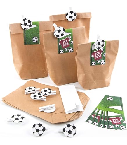 24 Mitgebseltüten Braun Mit Fußball-Stickern – Papiertüten Für Kindergeburtstag, 14x22x5,6 Cm