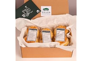 Devon Hampers Mature Cheese Scones - 6 Pack - Hand Made & Freshly Baked with Local Devon Ingredients - Delivered Fresh to Your Door & Dispatched On The Same Day Of Baking