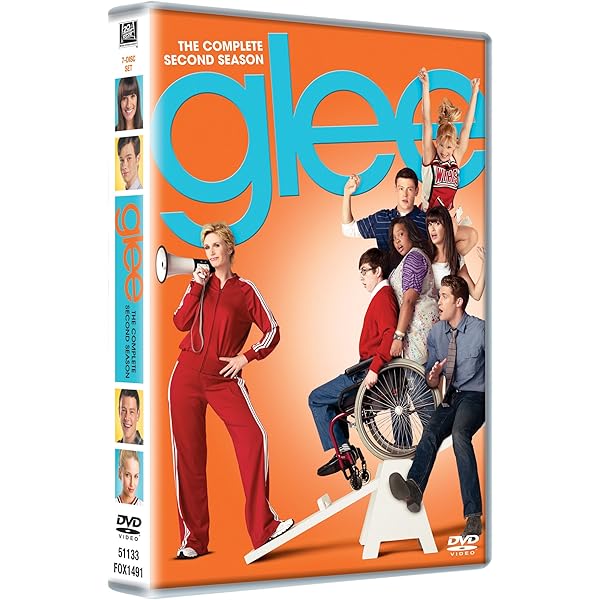 Glee: The Complete Season 1 (7-Disc Box Set): Amazon.in: Lea