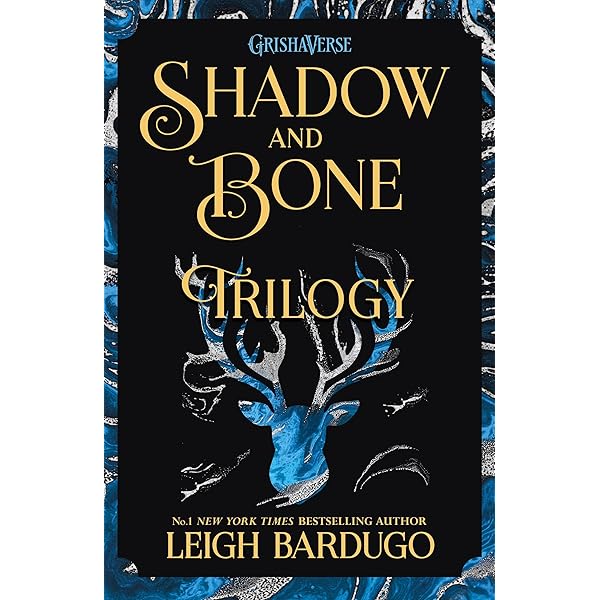 Shadow and Bone (The Shadow and Bone Trilogy Book 1) (English