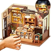 Rolife - Kit Maison De Poupée Miniature Garage - Modèle En Bois à Assembler - Avec éclairage LED - Cadeau Créatif Et Anti-stress