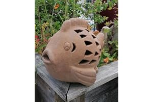 TERRACOTTA-TOEPFE-DE B-Ware !! Schöner Deko Fisch ca. 33 cm lang aus Black Terracotta m. kleinen Fehlern Wasserspeier Garten Figur Tier Teich Wasser Springbrunnen