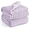 Bedsure Fluffy Fleece Blanket King Size for Bed - Soft Cosy Warm Blankets, Soft Cute Double Size Throw Gifts for Women and Girls, Lavender Fog, 230x270 cm