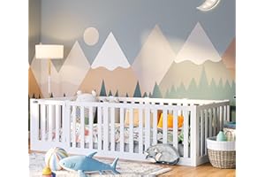 ‎BELLABINO Bellabino Tapi Kinderbett 90x200 cm mit extra hohem Rausfallschutz und Tür, Montessori Bodenbett inkl. Lattenrost für Jungen und Mädchen aus Kiefer Massivholz weiß lackiert