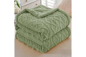 AHERKLL Sherpa Fleece Throw Blanket, Soft Warm Thick Winter Blankets, Reversible Cosy Fluffy Blanket for Bed, Sofa, Chair and Couch, Large Jacquard Coral Fleece Blankets, Sage Green, Double, 150x200cm