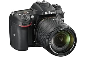 Nikon D7200 + Nikkor 18/140 VR Appareil Photo Reflex numérique, 24,72 mégapixels, Wi-FI intégré, NFC, SD 8 Go 300 x Premium Lexar, Couleur Noire [Carte Nital : 4 Ans de Garantie]