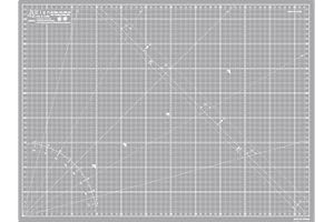 Elan A2 Cutting Mat Grey, 5-Ply Hobby Board for Crafts 60X45 CM, Self Healing Cutting Mat A2, Recycled PVC Craft Board for Sewing & Quilting