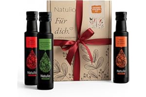 ‎NATULIO Natulio Bio Öl Geschenkset Gewürzöle kaltgepresst - Geschenkidee - das perfekte Weihnachts-Geschenk für alle Feinschmecker - Geschenkset aus Chiliöl, Gartenkräuteröl & BBQ-Öl - 3x100ml -DE-ÖKO-006
