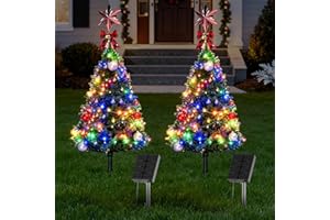 Amzxart Lot de 2 Sapins de Noël Solaires de 100 LED Decoration Noel Exterieur, Sapin Lumineux Extérieur de Noël, 8 Modes, Boules de Noël, Baies pour Décoration Jardins, Porches, Cimetières