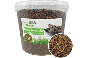 Love Wildlife Native Hedgehog Crumble 5ltr Bucket | Complete Pro-Biotic Pelleted Food, 100% Natural, Manufactured in the UK