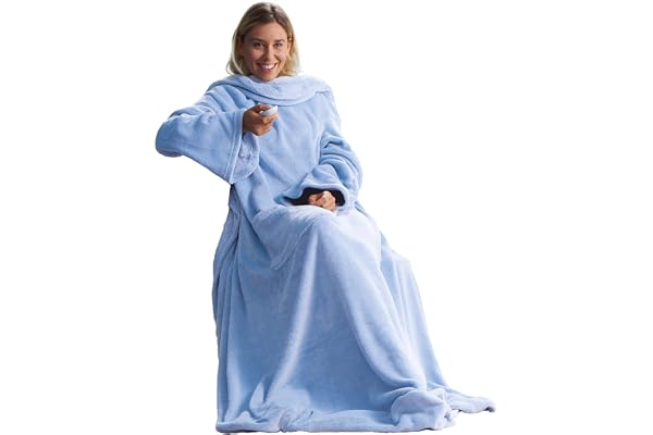 CelinaTex Couverture TV avec Manches et Poche pour Les Pieds Couverture Moelleuse XL 170 x 200 cm Bleu Clair Microfibre Fleece Soft Oeko-TEX