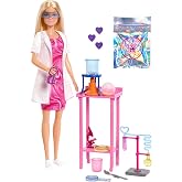 Barbie Kariyer Oyun Setleri - Bilim Uzmanı ve Aksesuarları Bilim Uzmanı Barbie ve aksesuarları, laboratuvar masası ve renk de