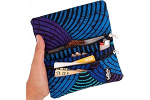 LA INDUSTRIA HANDMADE Funda Tabaquera para Tabaco de Liar Estampado Africano – Cartera Pitillera con Doble Cremallera - Estuche Bolso para Papel, Filtros, Mechero, Tarjetas y Dinero (Waves)