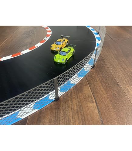 Pista Da Corsa Per Mini Auto Dr!ft O LDARC Scala 1:43: Dimensioni Enormi 400 Cm X 200 Cm. Prodotta In Germania, Senza Marchio. Il Tappeto Da Drift Definitivo Per Ore Di Divertimento Con Le Tue Auto RC!
