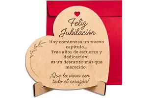 CUBIBOO ART Tarjeta Jubilación en Madera Diseño Artesanal con Soporte- Regalos jubilación - Regalo jubilación hombre - Regalo jubilación mujer - Feliz jubilación - Regalos originales para jubilación