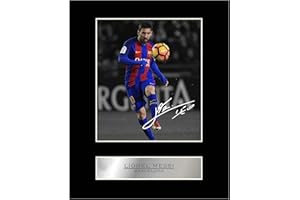 ICONIC PICS Foto firmada y enmarcada de Lionel Messi con camiseta del Barcelona FC, de la marca My Prints