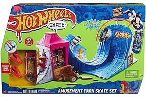 Hot Wheels Skate Amusement Park Skate Set, with 1 Exclusive Tony Hawk Fingerboard & 1 Pair of Skate Shoes, Kid-Activated Sounds, Toy for Kids, HGT95