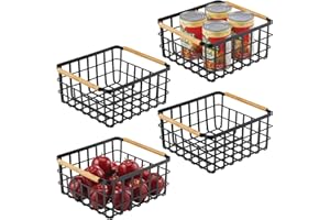 mDesign Porta oggetti in metallo – Cestino portaoggetti aperto ideale per cucina, bagno, studio, lavanderia, dispensa – Funzionale organizer multiuso con maniglie in bambù – set da 4 – nero opaco