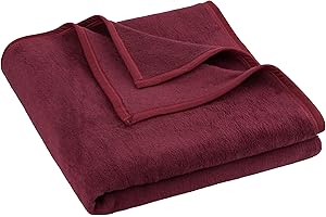 ‎CLINOTEST Clinotest Kuscheldecke 100x150 cm – Weiche Baumwollmischung Wohndecke, Atmungsaktiv & Pflegeleicht, Ideal als Sofadecke, Tagesdecke oder Überwurf, Warm & Gemütlich, in Rot